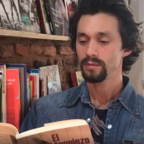 Mariano Torre lee el cuento “Regreso en abril”